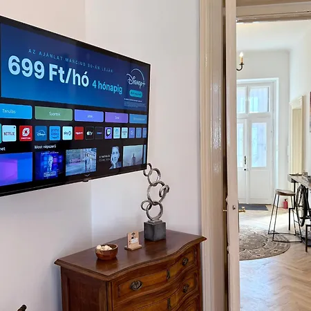 Elegant 125m2 Downtown * Budapeste