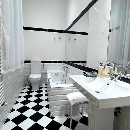 Elegant 125m2 Downtown * Budapeşte