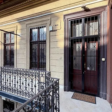 Διαμέρισμα Elegant 125m2 Downtown *