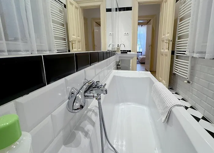 Lägenhet Elegant 125m2 Downtown Budapest