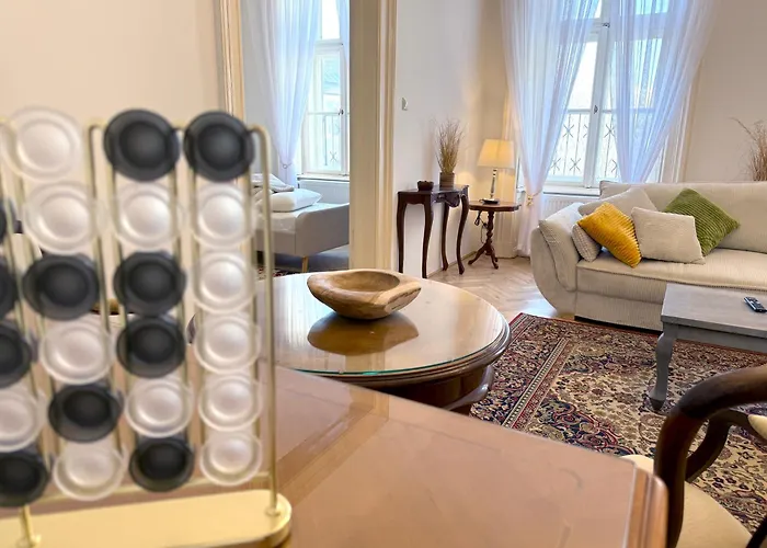 Elegant 125m2 Downtown Apartmán