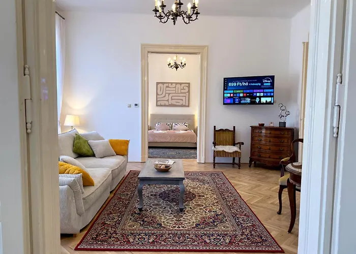 Elegant 125m2 Downtown Lägenhet