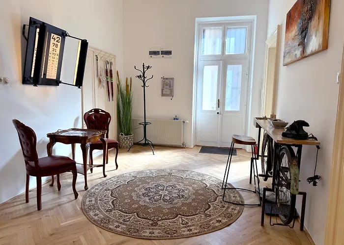 Elegant 125m2 Downtown Lägenhet *