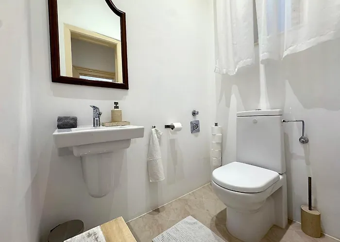 Elegant 125m2 Downtown Budapest