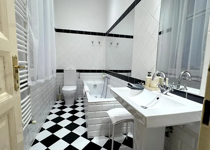 Elegant 125m2 Downtown * Budapest