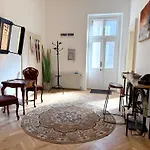 Elegant 125m2 Downtown Appartement *